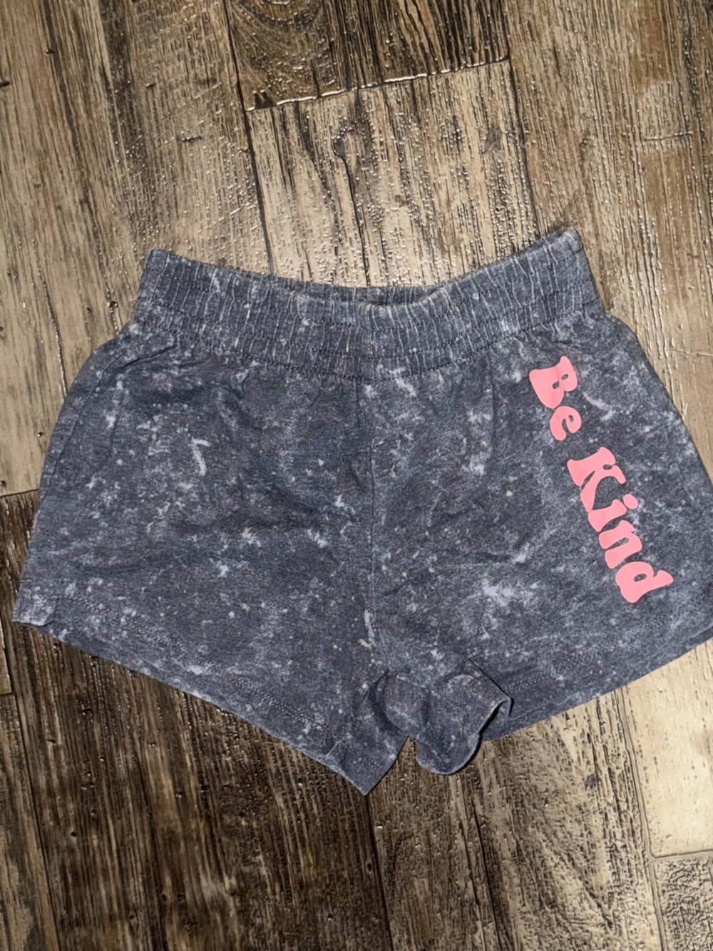 wonder nation Gray Wash-Effect Shorts with Pink "Be Kind" Graphic